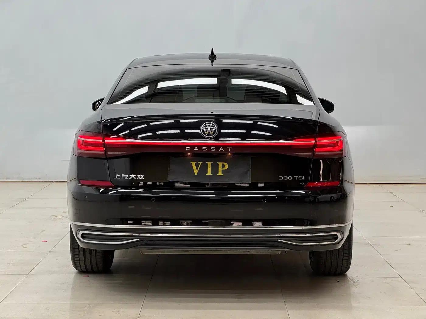2023 Passat 330TSI Elite Edition — миниатюра 8