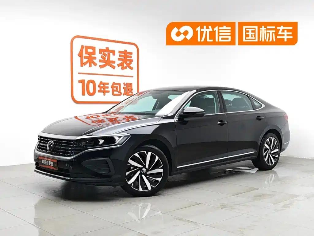 2025 Volkswagen Passat 330TSI Elite Edition — миниатюра 1