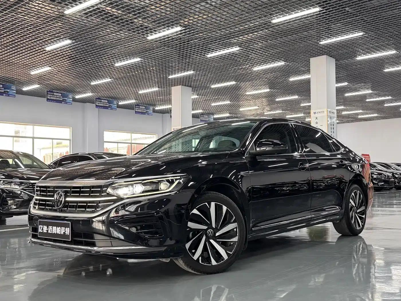 2022 Passat 380TSI Flagship Edition — миниатюра 1