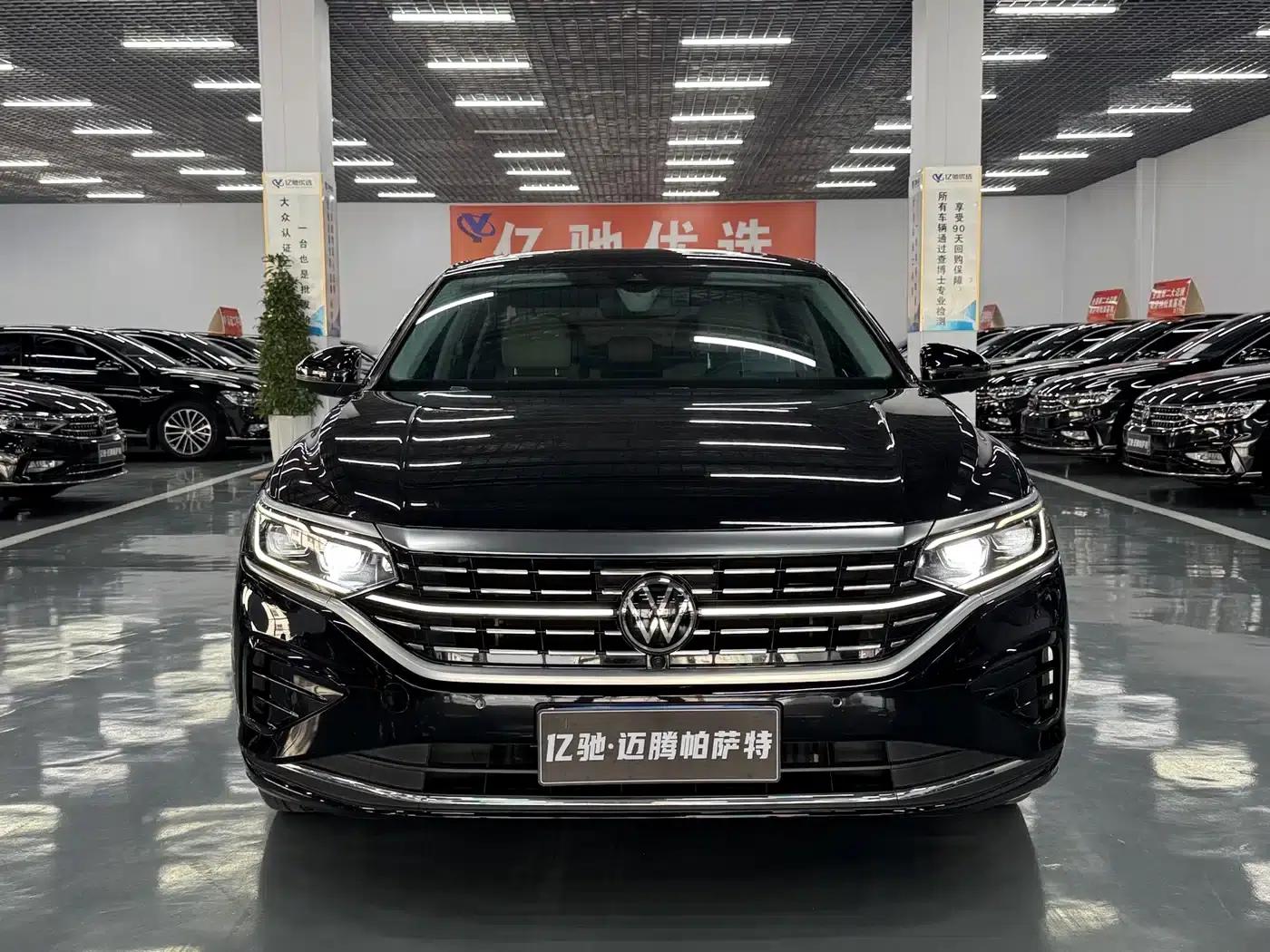 2022 Passat 380TSI Flagship Edition — миниатюра 2