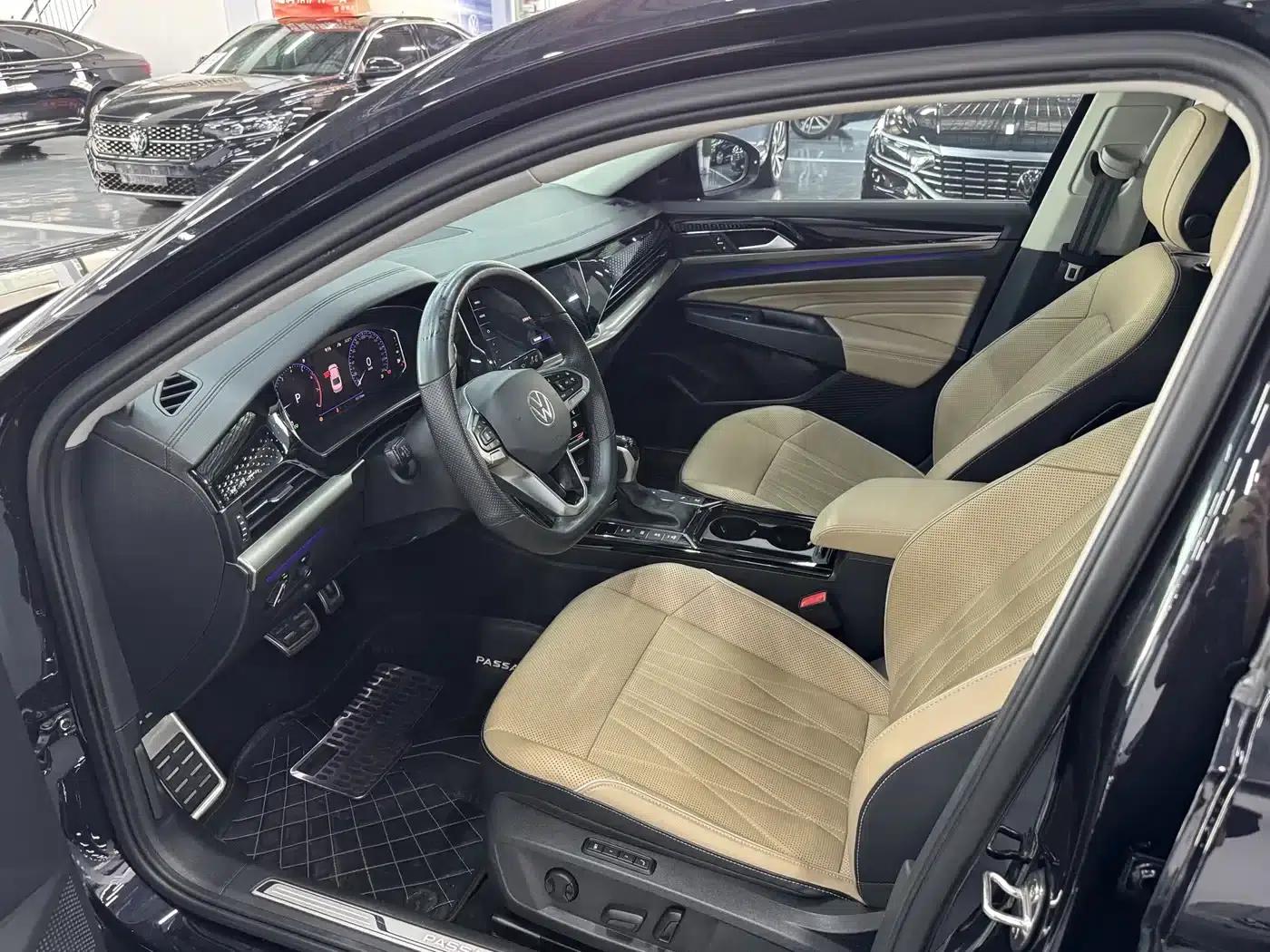2022 Passat 380TSI Flagship Edition — миниатюра 4