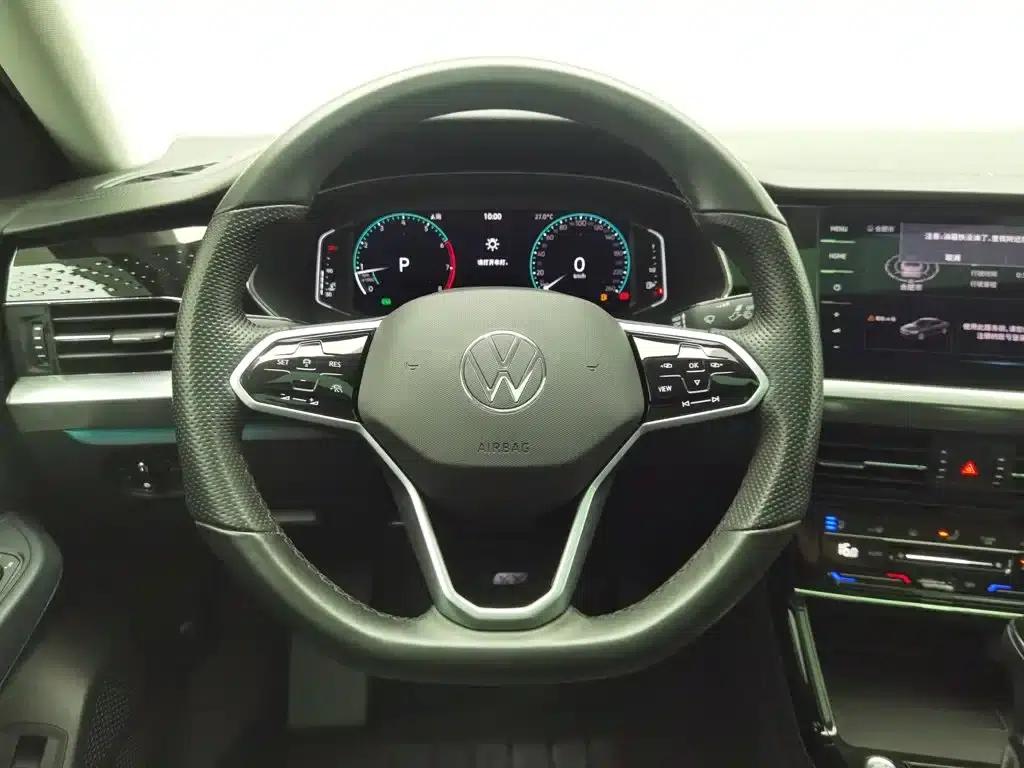 2022 Passat 330TSI Premium Edition — миниатюра 11