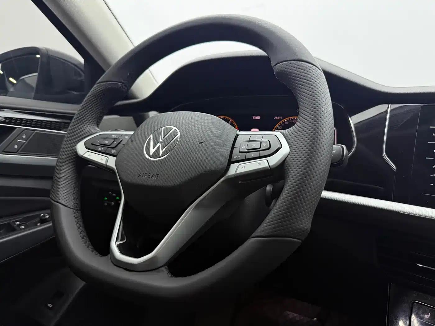 2022 Volkswagen Passat 280TSI Business Edition — миниатюра 13