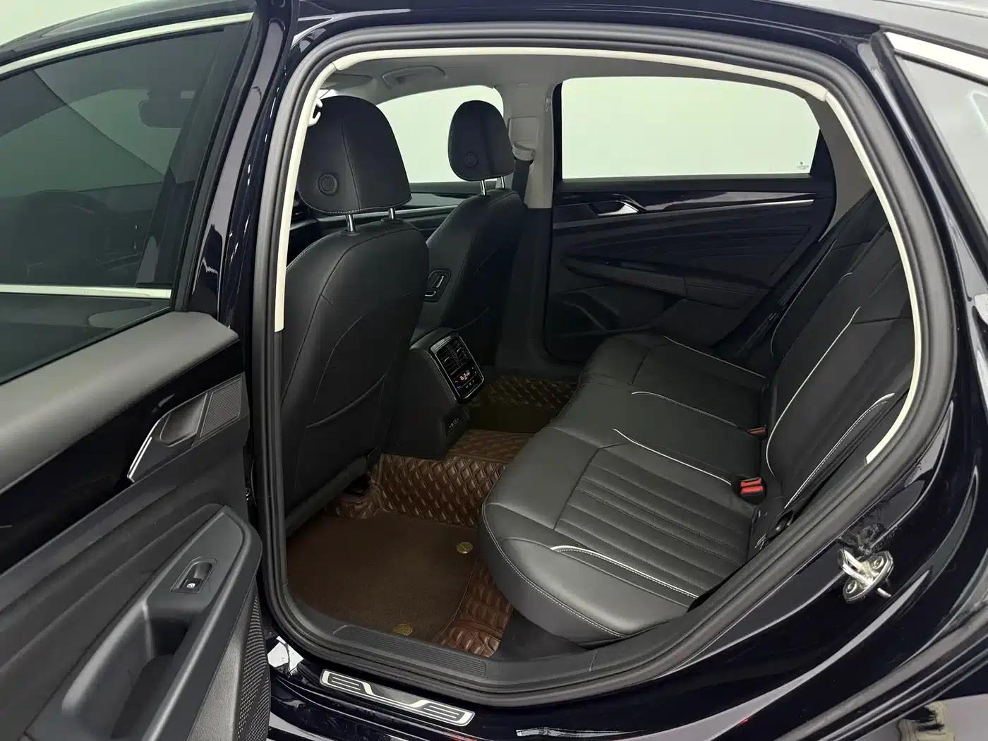 2022 Volkswagen Passat 280TSI Business Edition — миниатюра 16