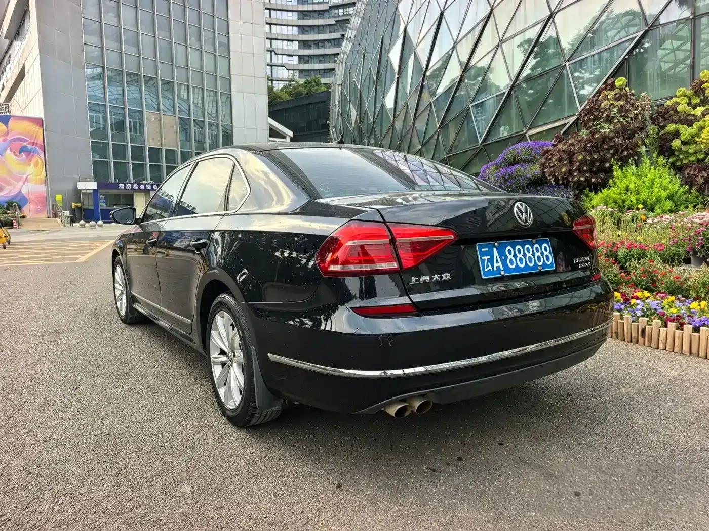2017 Passat 280TSI DSG Premium Edition — миниатюра 11