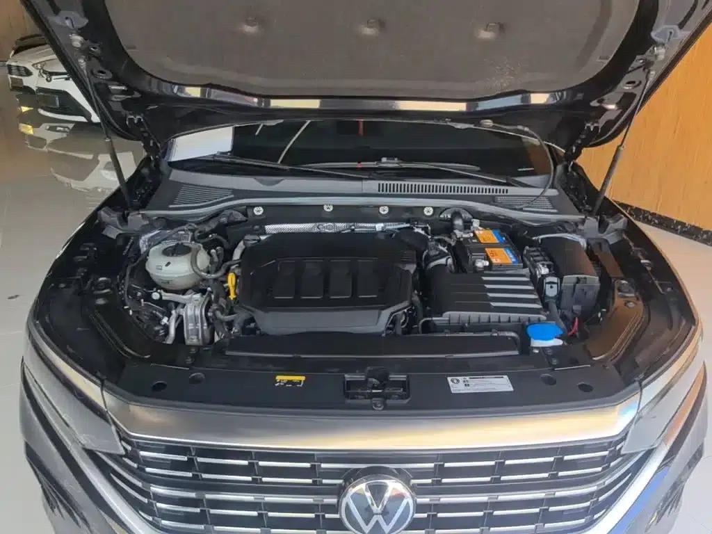 2022 Volkswagen Passat 330TSI Elite Edition — миниатюра 20