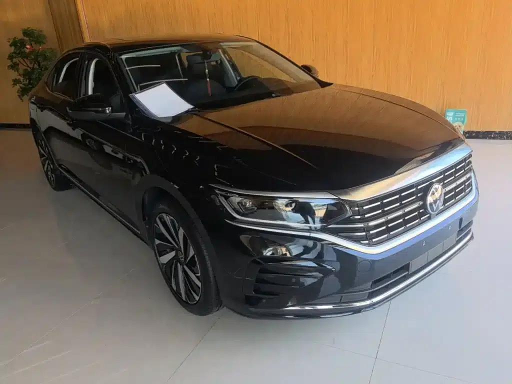 2022 Volkswagen Passat 330TSI Elite Edition — миниатюра 4