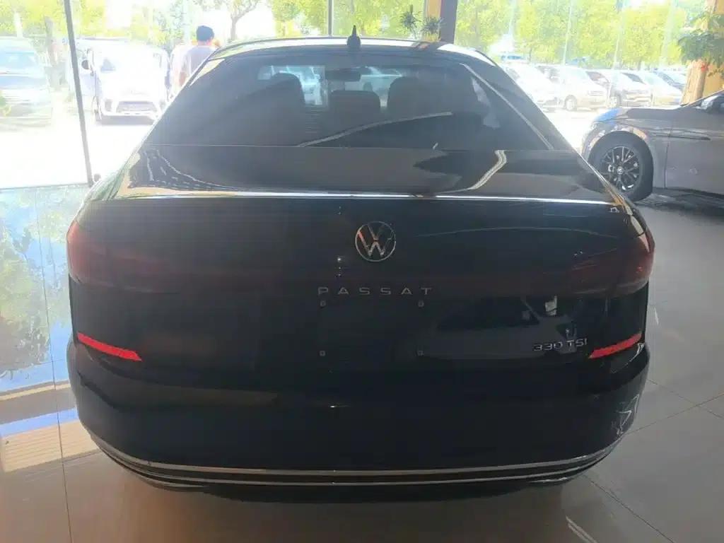 2022 Volkswagen Passat 330TSI Elite Edition — миниатюра 6
