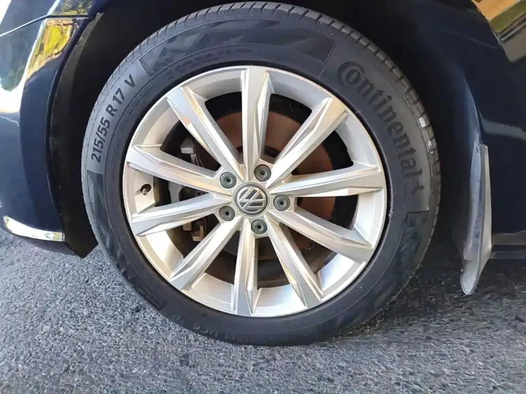 2017 Passat 330TSI DSG Premium Edition — миниатюра 23