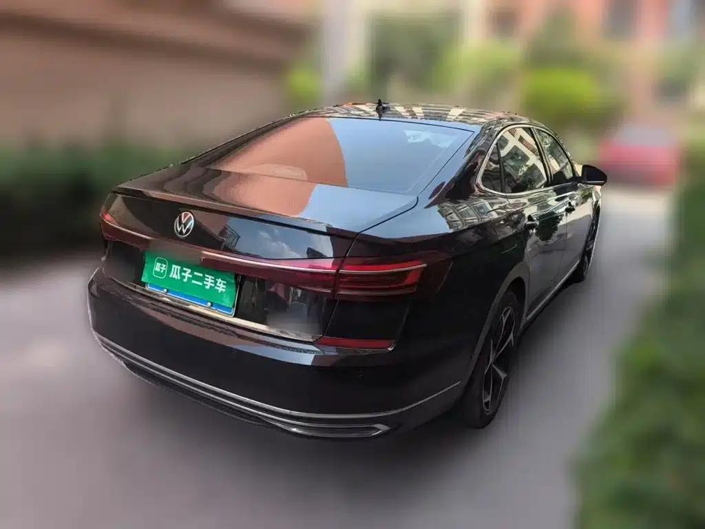 2023 Passat Facelift 330TSI Starry Sky Elite Edition — миниатюра 5