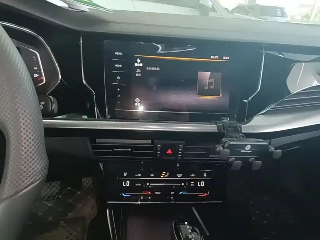 2024 Passat 330TSI Elite Edition — миниатюра 13