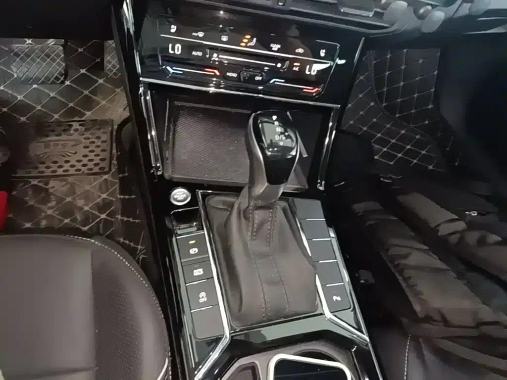 2024 Passat 330TSI Elite Edition — миниатюра 14