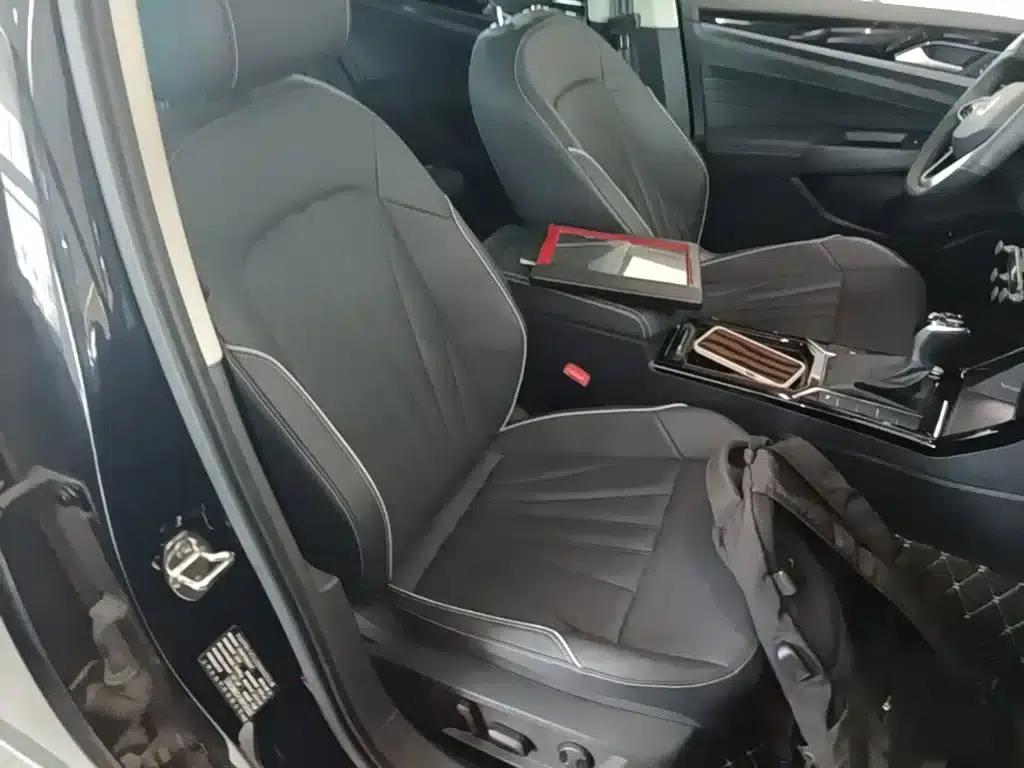 2024 Passat 330TSI Elite Edition — миниатюра 25
