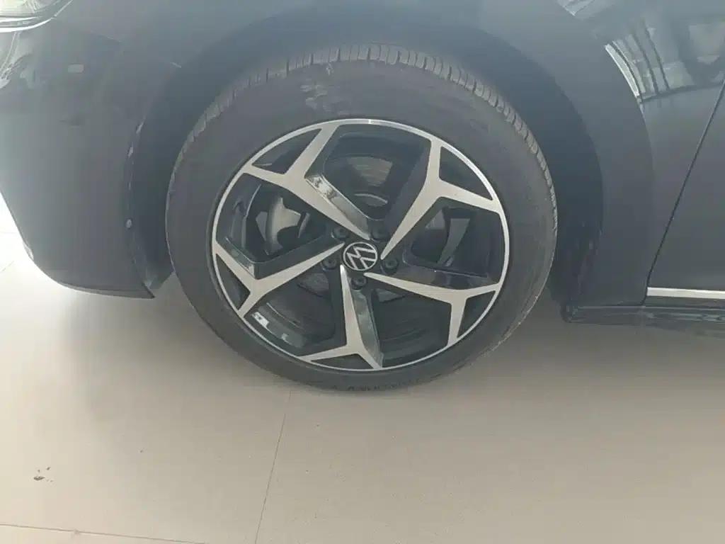 2025 Volkswagen Passat Outstanding Edition 380TSI Starry Sky Dragon Edition — миниатюра 23