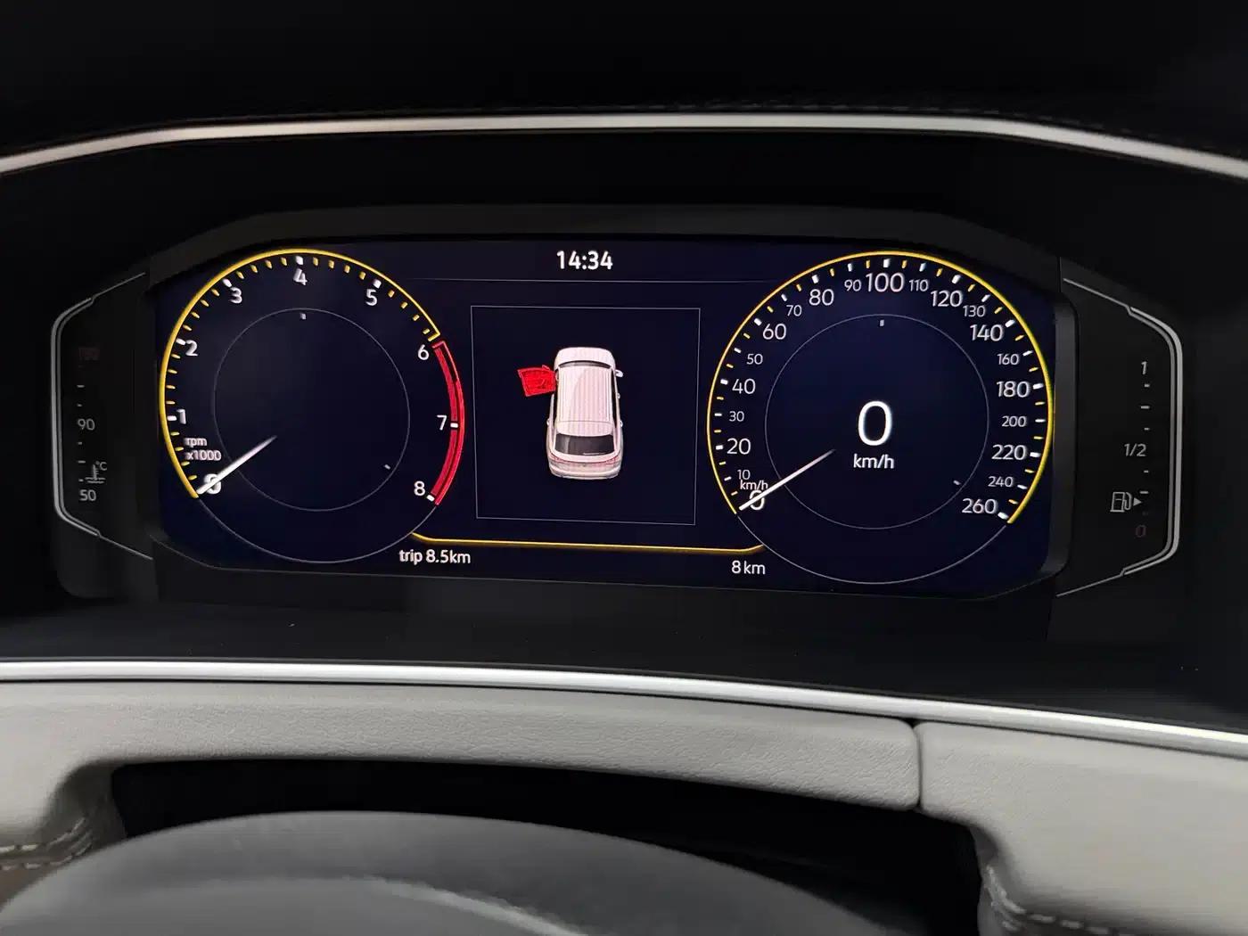 Tayron 2026 Model 30 Million Unit Selection Edition 300TSI — миниатюра 11