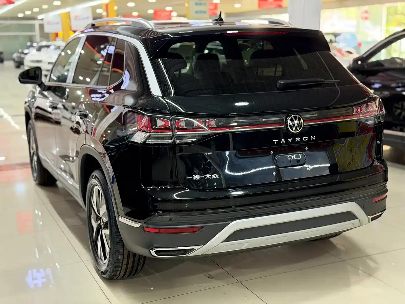 Tayron 2026 Model 30 Million Unit Selection Edition 300TSI — миниатюра 4