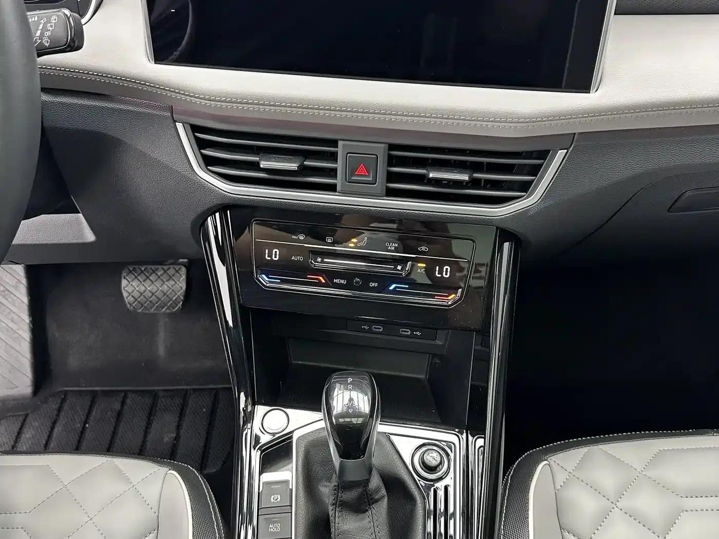Tayron 2023 280TSI 2WD Luxury Plus Advanced Edition — миниатюра 15
