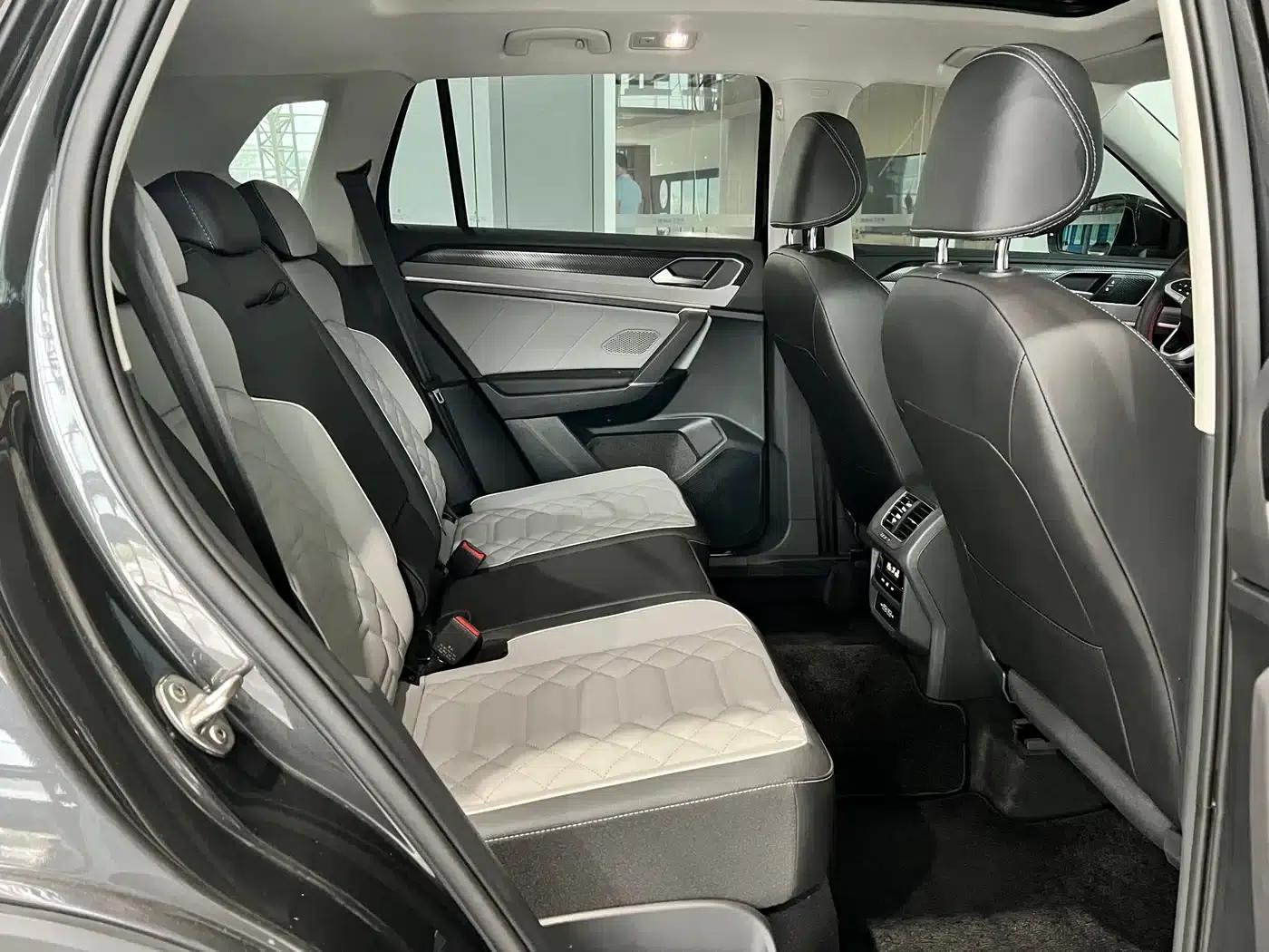 Tayron 2024 330TSI 2WD Luxury Plus Advanced Edition — миниатюра 12
