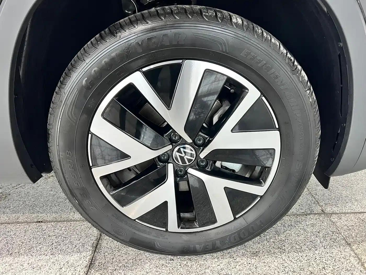 Tayron 2024 330TSI 2WD Luxury Plus Advanced Edition — миниатюра 14