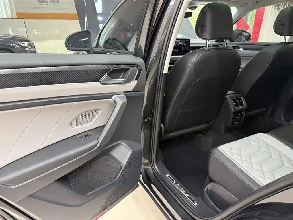 Tayron 2023 280TSI 2WD Luxury Plus Advanced Edition — миниатюра 17