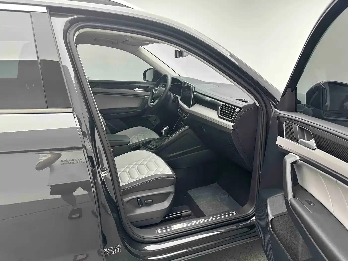 Tayron 2023 280TSI 2WD Luxury Plus Advanced Edition — миниатюра 7