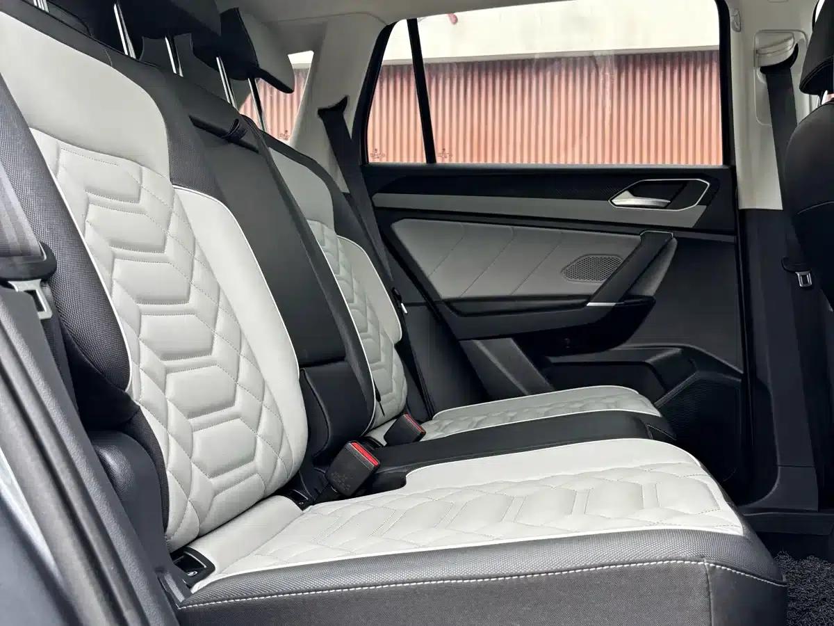 Tayron 2023 300TSI 2WD Luxury Plus Advanced Edition — миниатюра 18