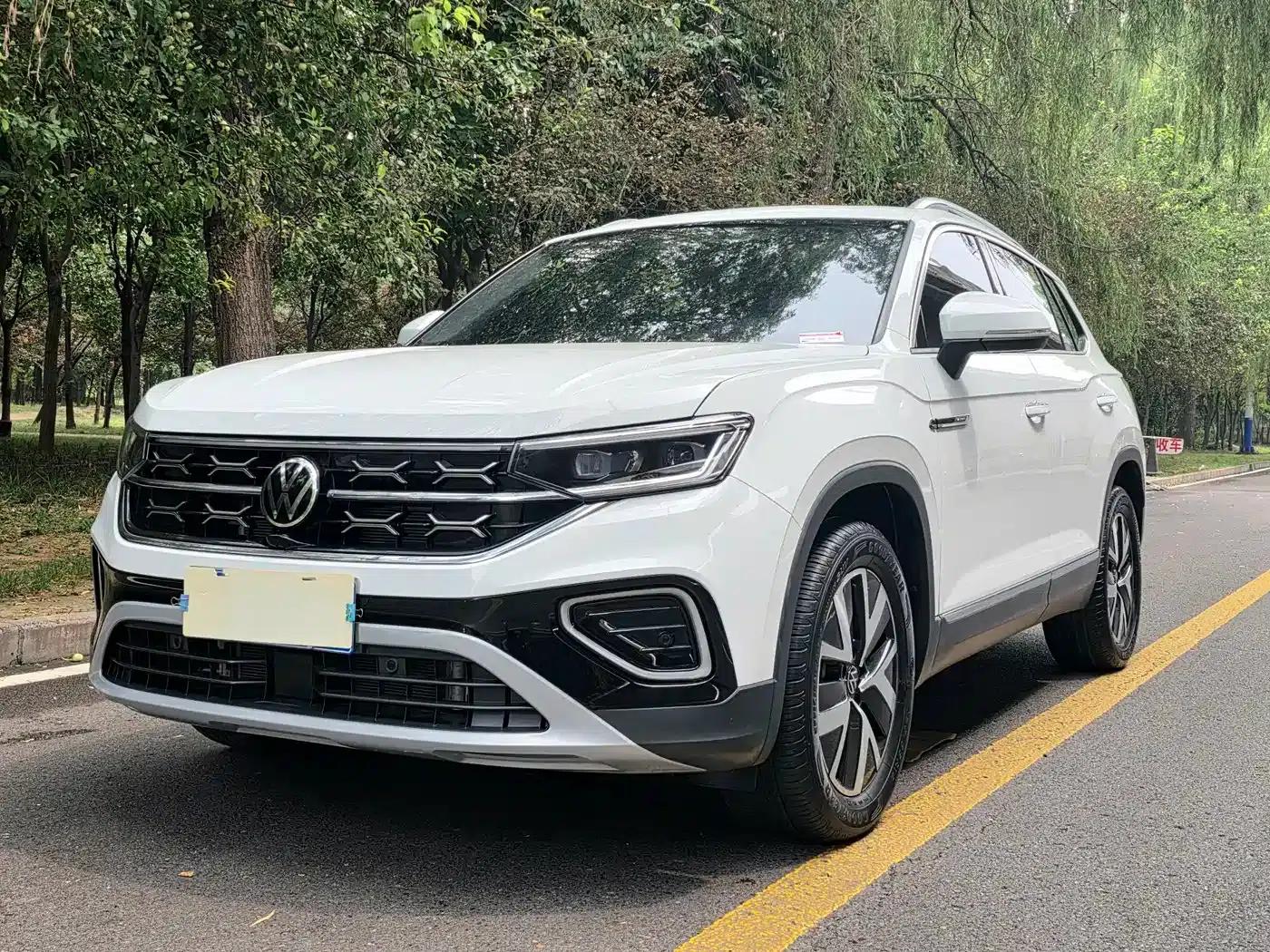 Tayron 2023 330TSI 2WD Luxury Plus Advanced Edition — миниатюра 1
