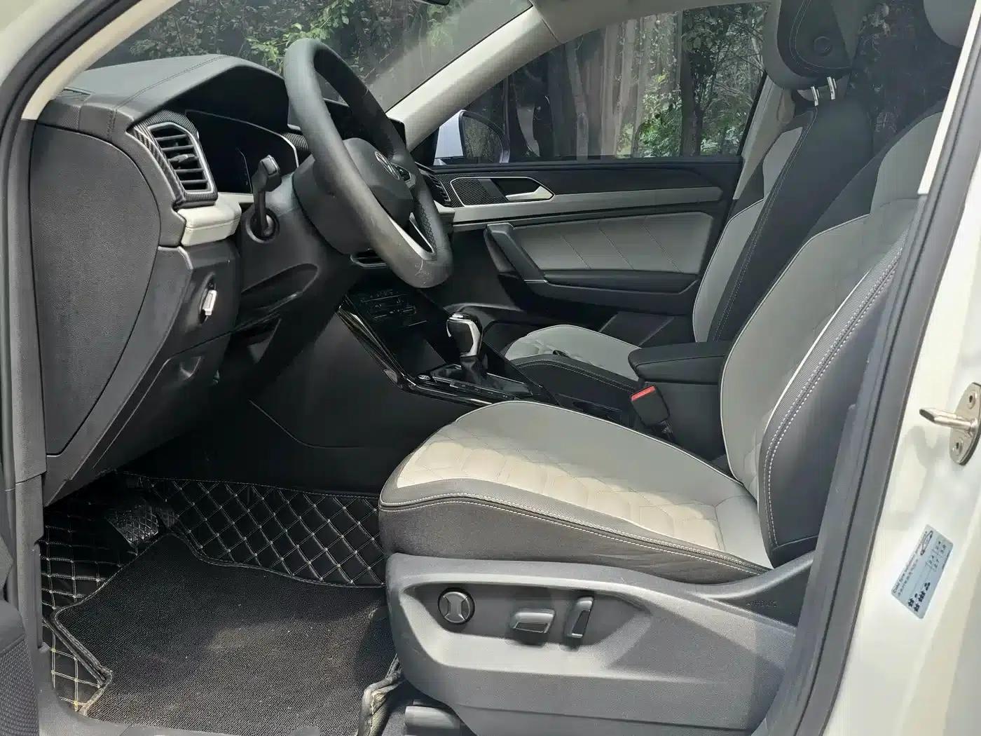 Tayron 2023 330TSI 2WD Luxury Plus Advanced Edition — миниатюра 6