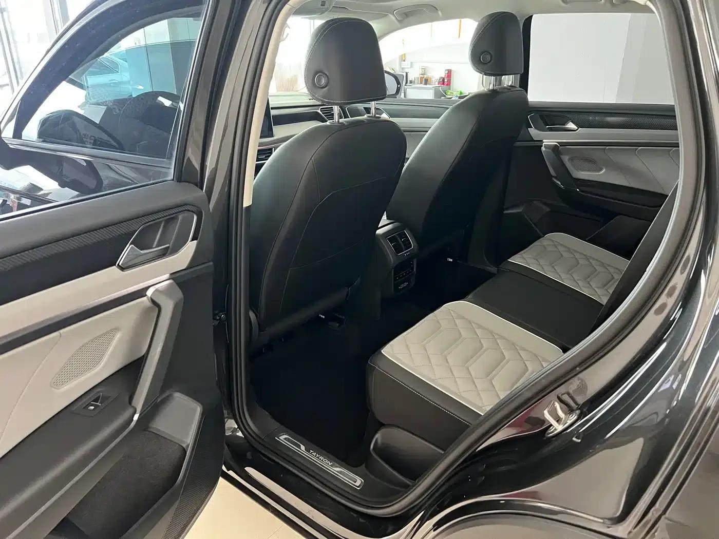 Tayron 2023 280TSI 2WD Luxury Plus Advanced Edition — миниатюра 17
