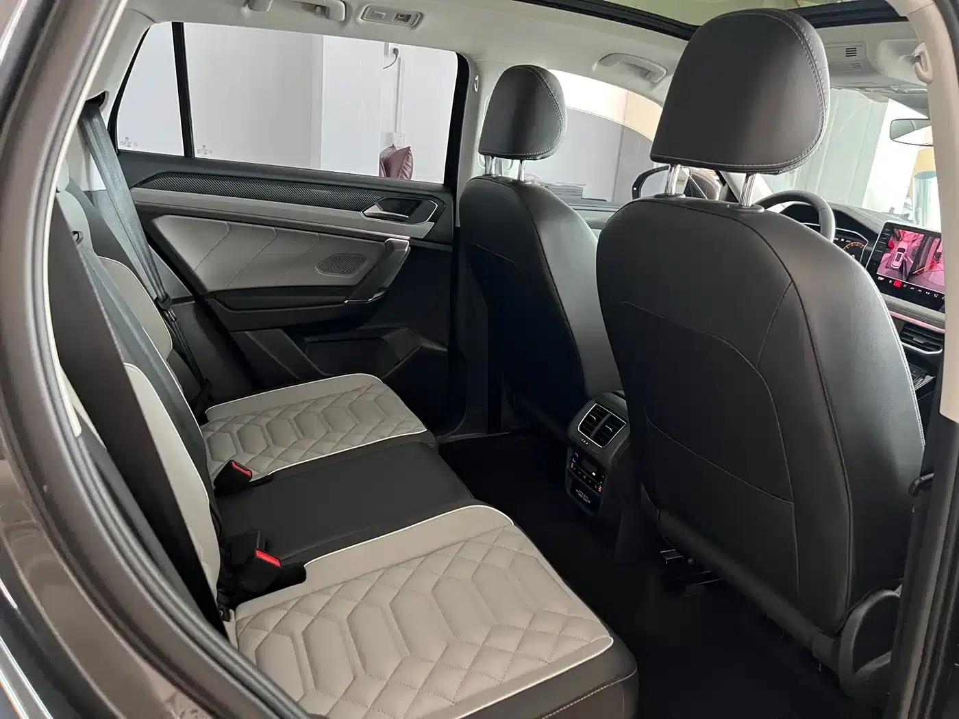 Tayron 2023 280TSI 2WD Luxury Plus Advanced Edition — миниатюра 24
