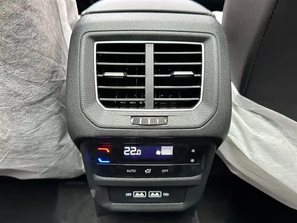 Tayron 2025 Popular Edition 300TSI — миниатюра 16