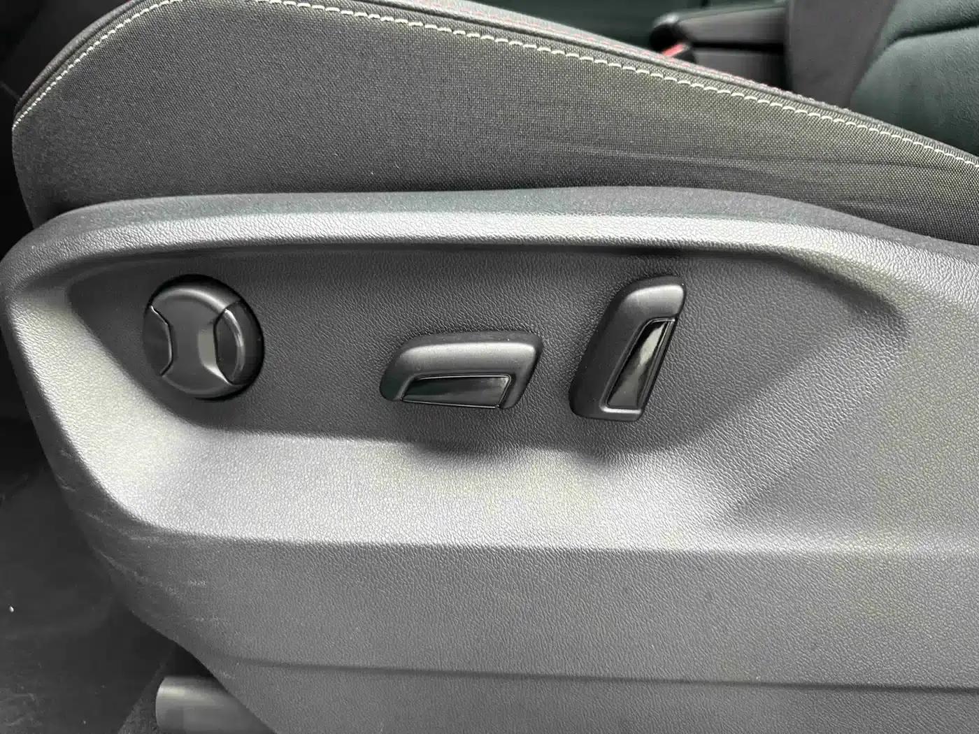 Tayron 2022 280TSI 2WD Luxury Intelligent Edition — миниатюра 11