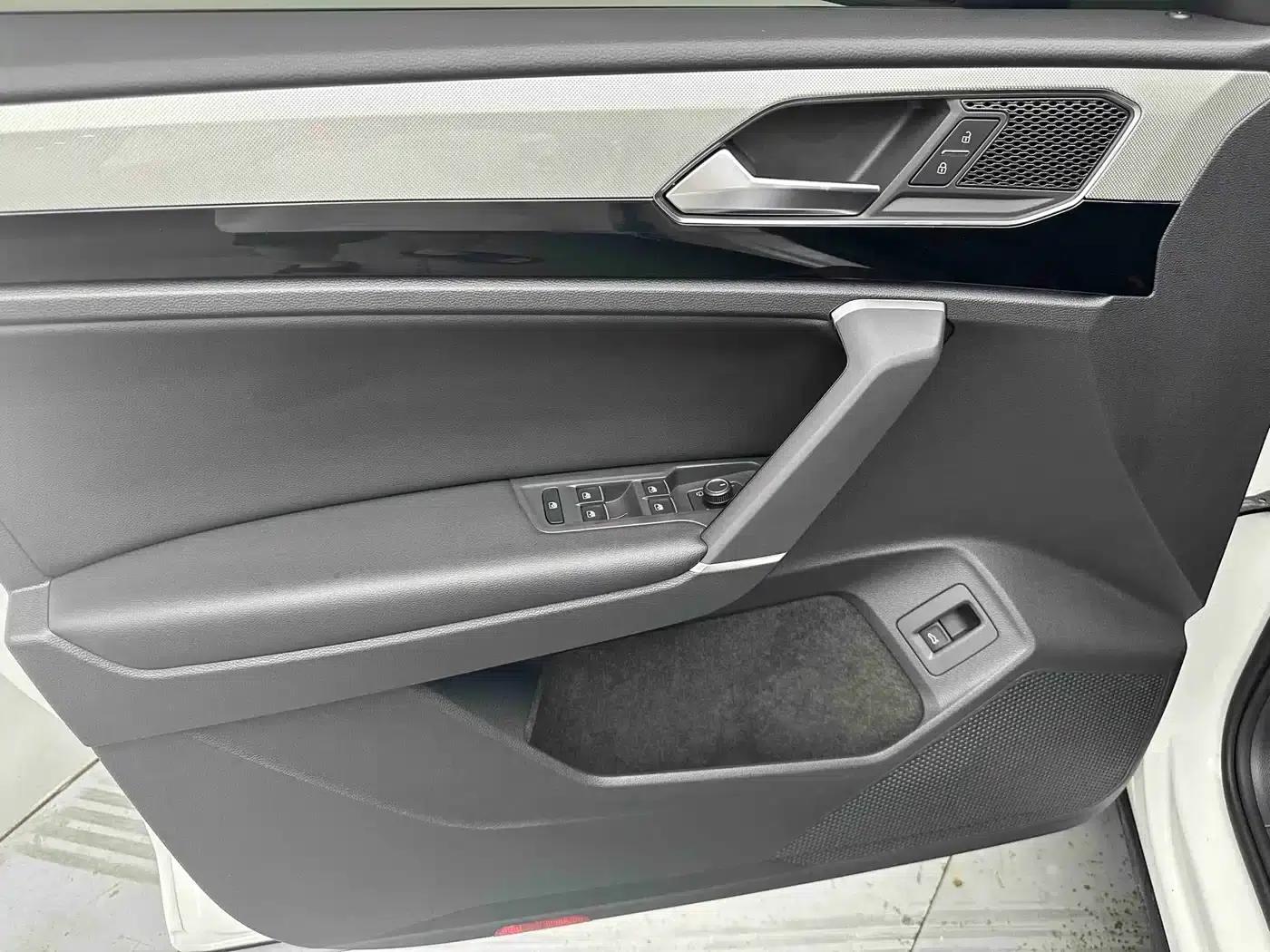 Tayron 2022 280TSI 2WD Luxury Intelligent Edition — миниатюра 10