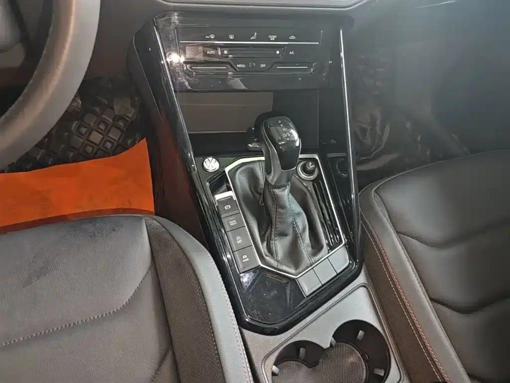 Tayron 2021 330TSI 2WD Luxury Intelligent Edition — миниатюра 14