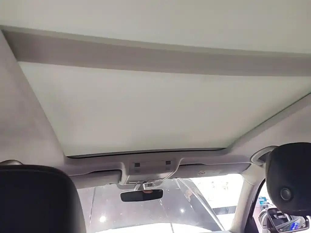 Tayron 2020 330TSI 2WD Luxury Intelligent Edition — миниатюра 18