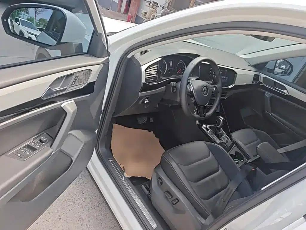Tayron 2020 330TSI 2WD Luxury Intelligent Edition — миниатюра 16