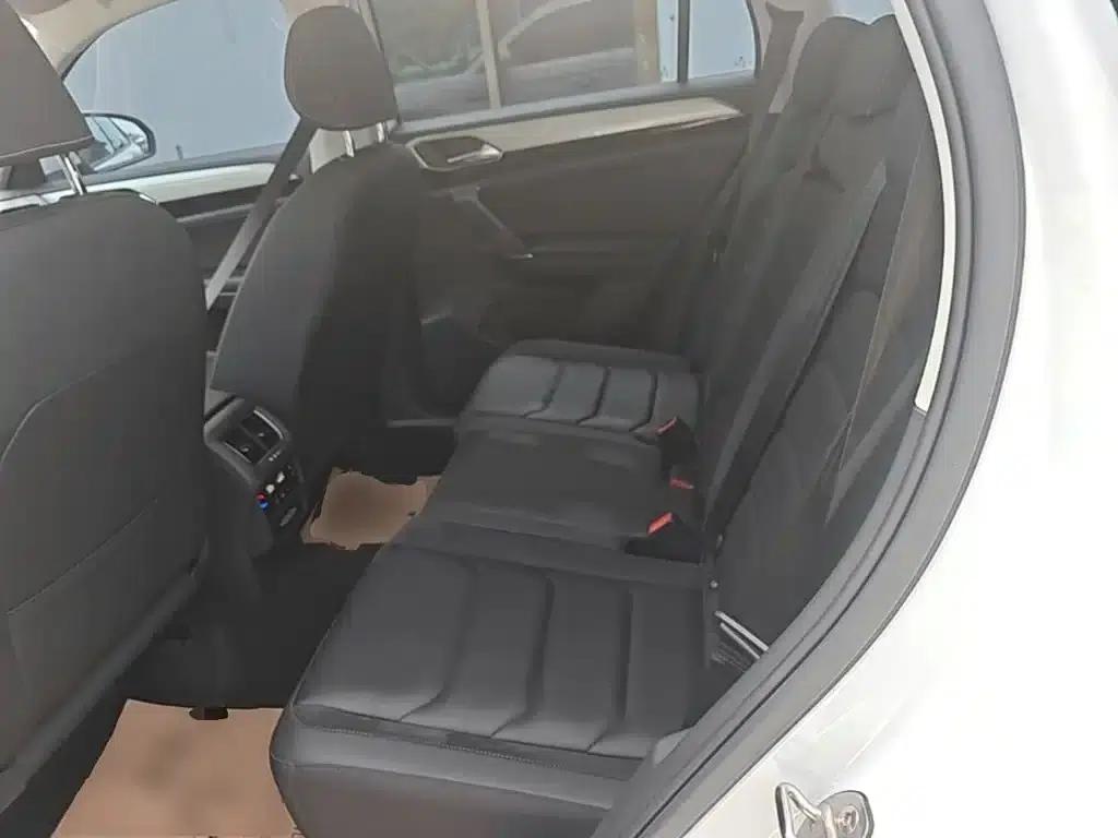 Tayron 2020 330TSI 2WD Luxury Intelligent Edition — миниатюра 17