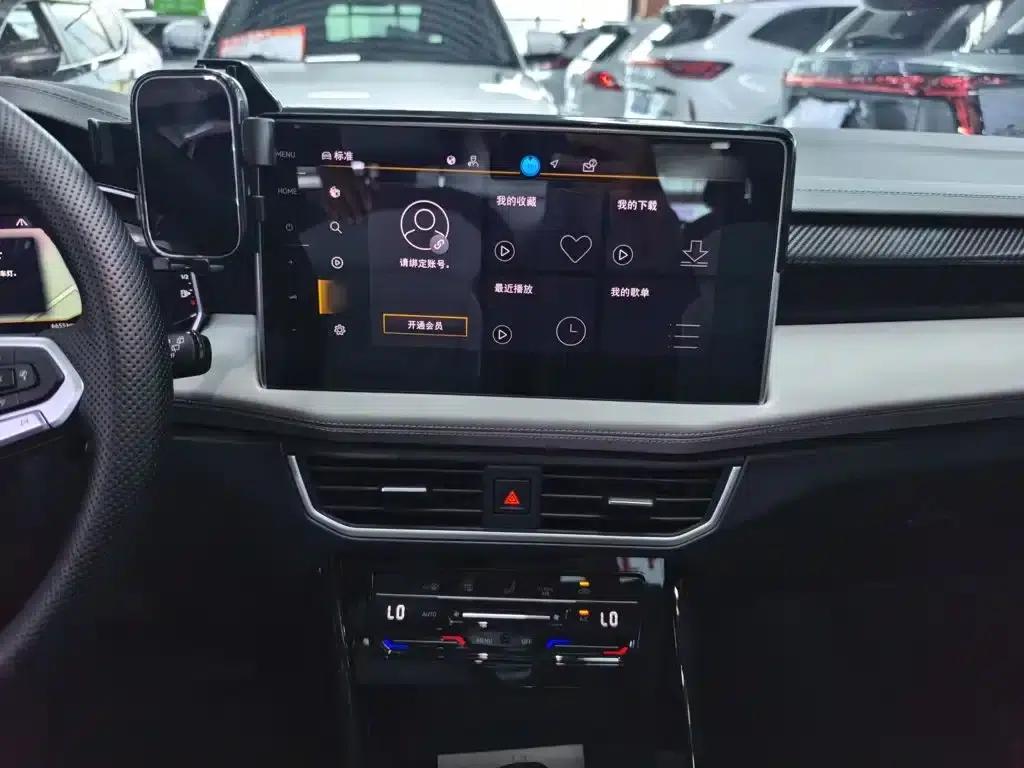 Tayron 2025 Popular Edition 300TSI — миниатюра 14