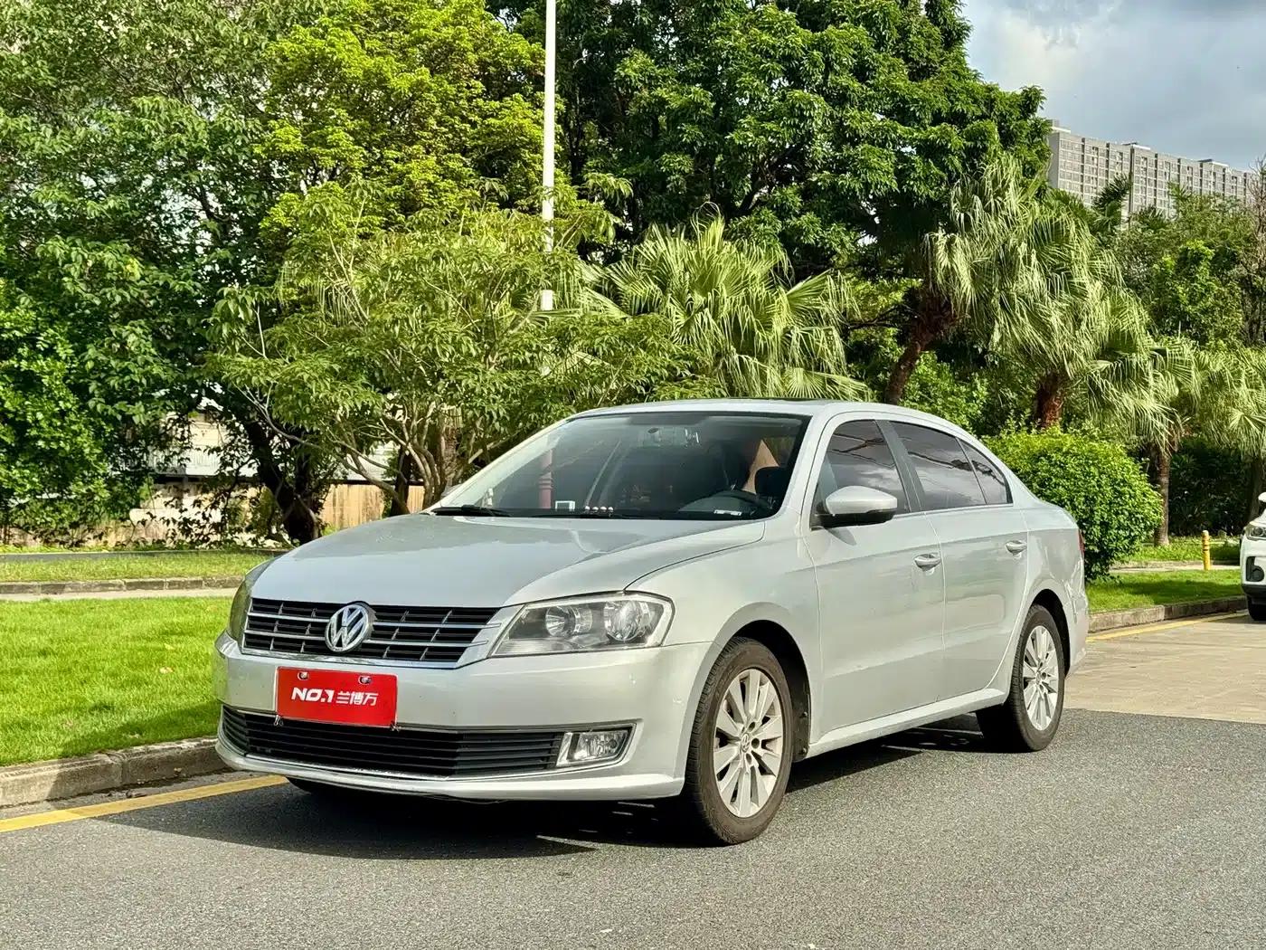 2013 Volkswagen Lavida 1.4TSI DSG Comfort Edition — миниатюра 1