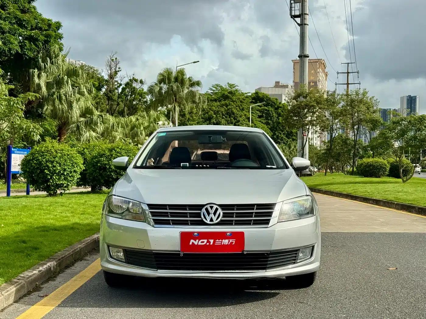 2013 Volkswagen Lavida 1.4TSI DSG Comfort Edition — миниатюра 2