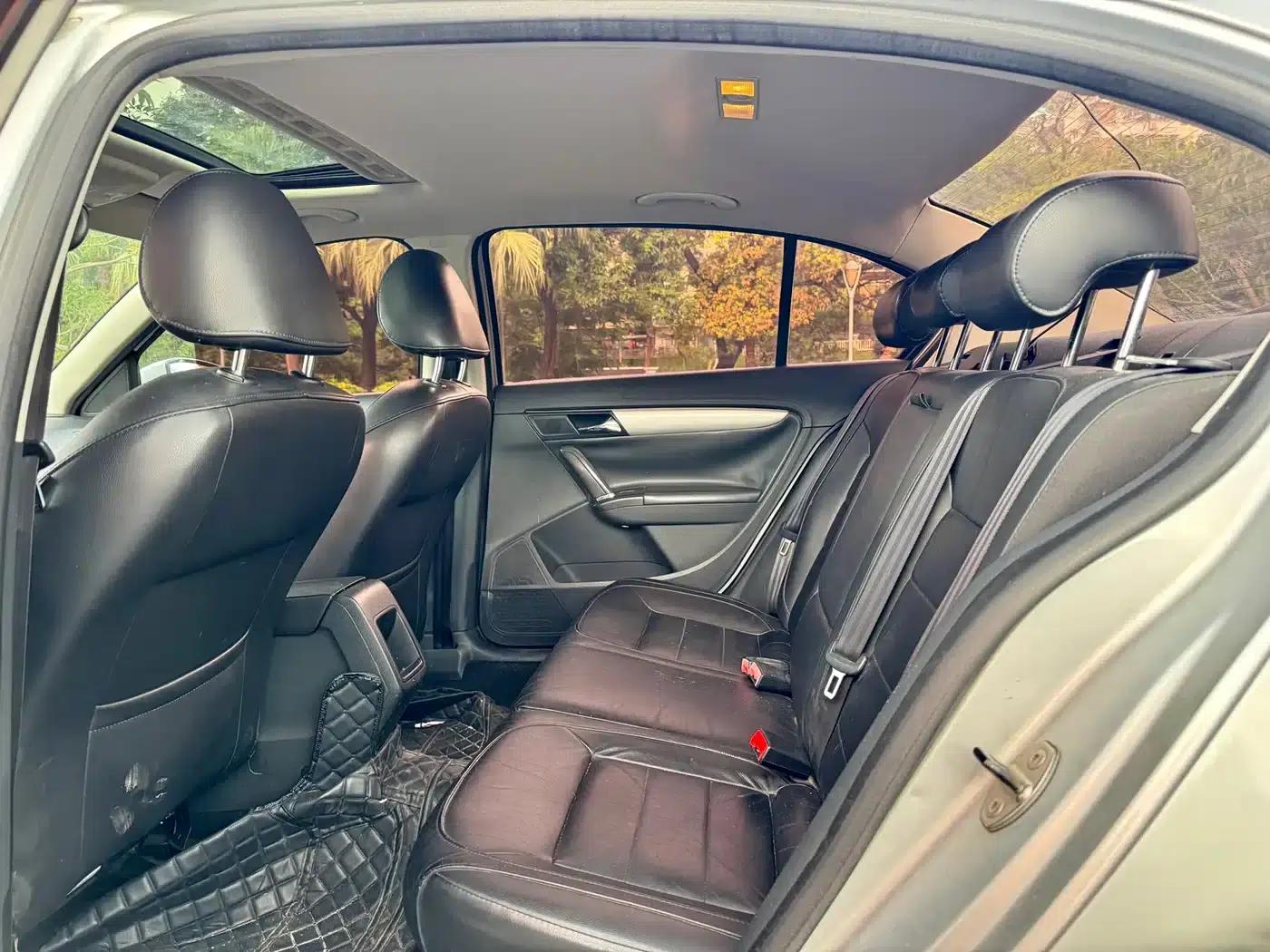 2013 Volkswagen Lavida 1.4TSI DSG Comfort Edition — миниатюра 12