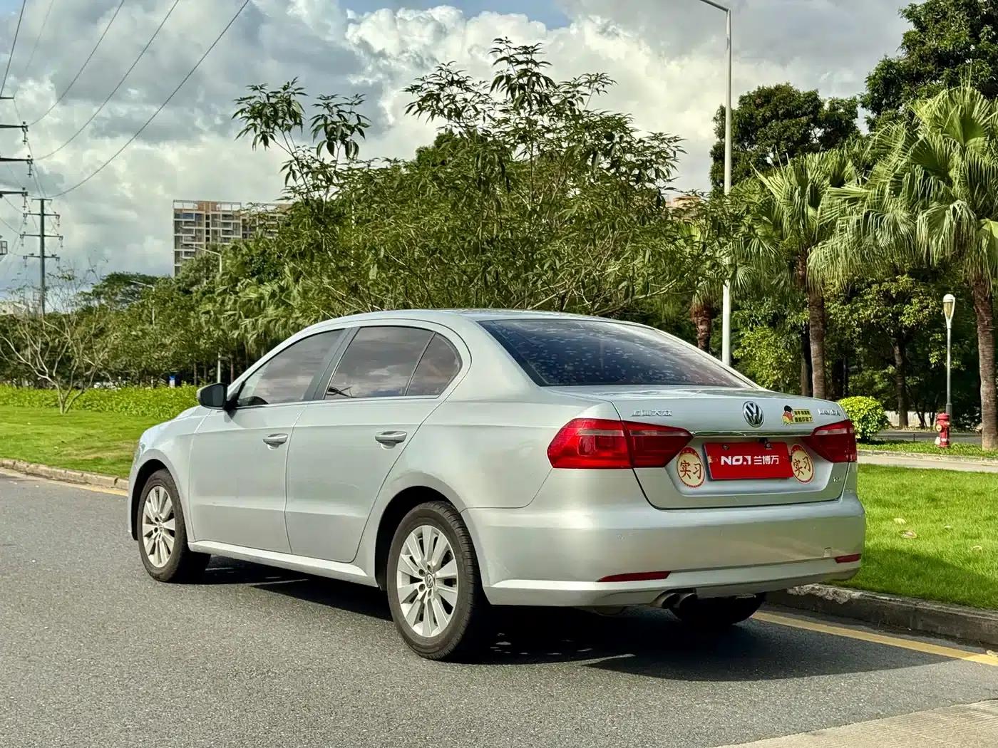 2013 Volkswagen Lavida 1.4TSI DSG Comfort Edition — миниатюра 7