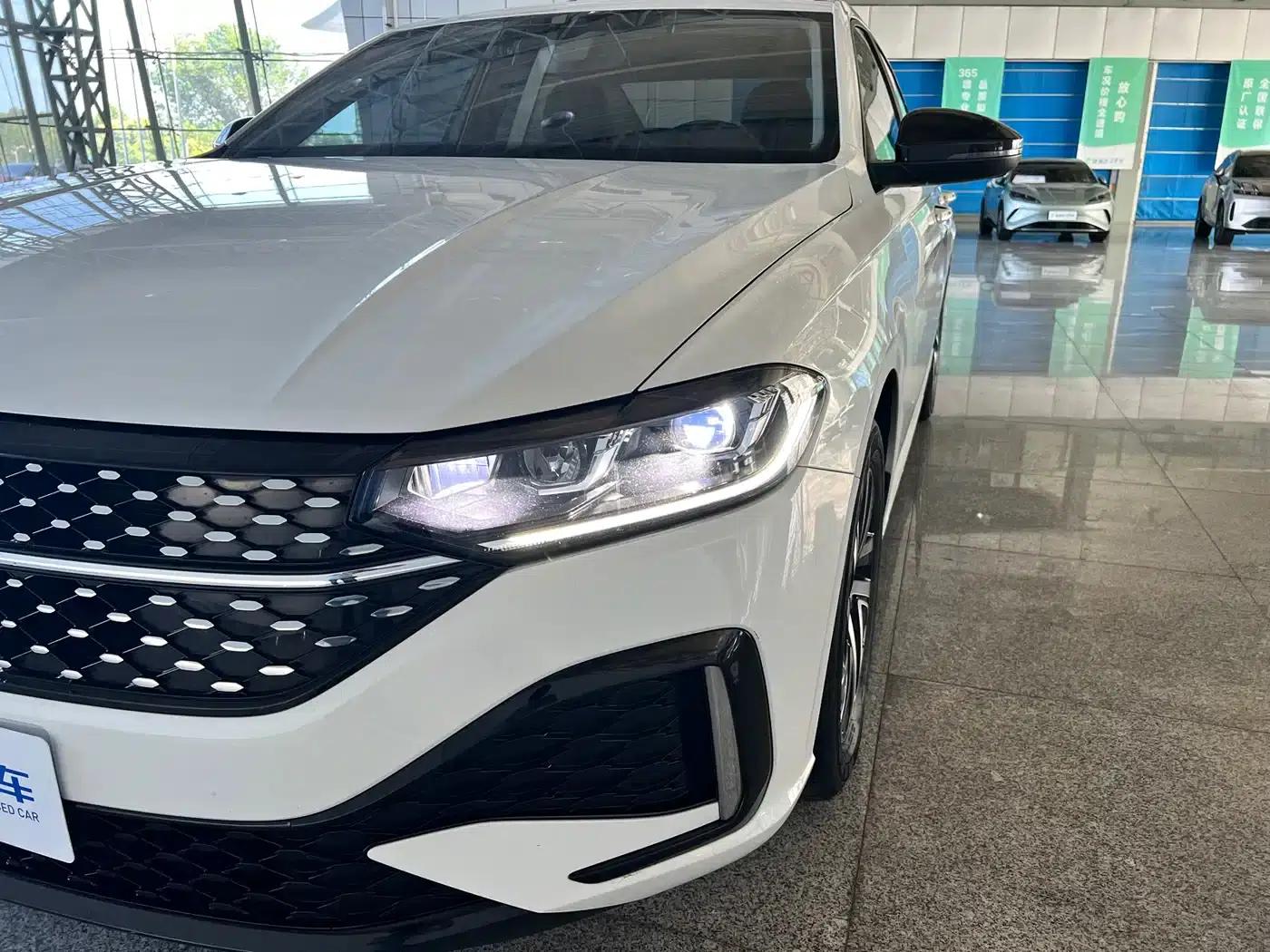 2023 Volkswagen Lavida 300TSI DSG Starry Sky Edition — миниатюра 15
