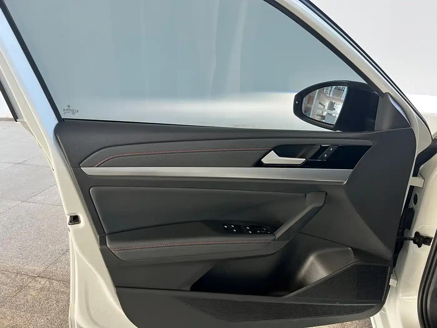 2023 Volkswagen Lavida 300TSI DSG Starry Sky Edition — миниатюра 19