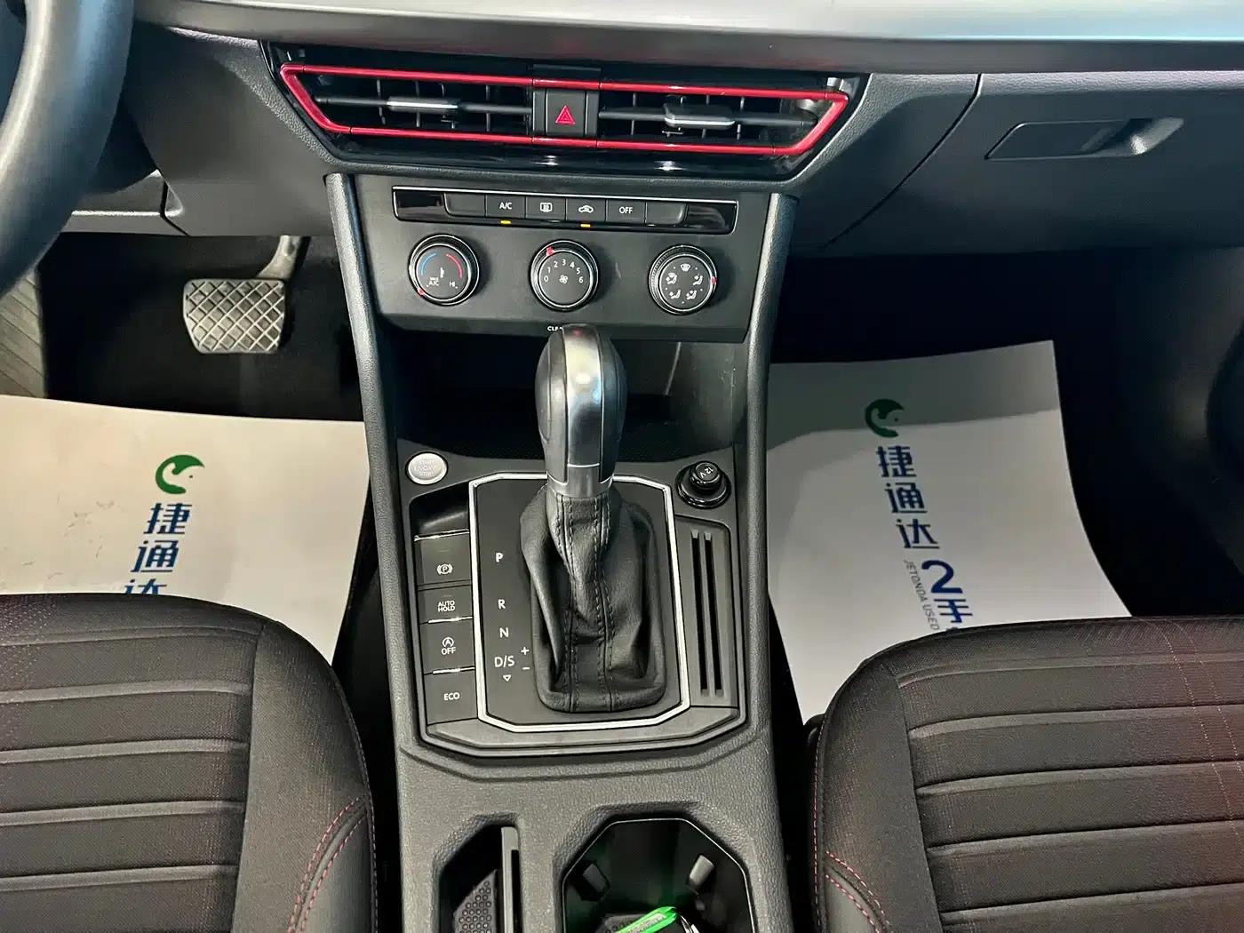 2023 Volkswagen Lavida 300TSI DSG Starry Sky Edition — миниатюра 22