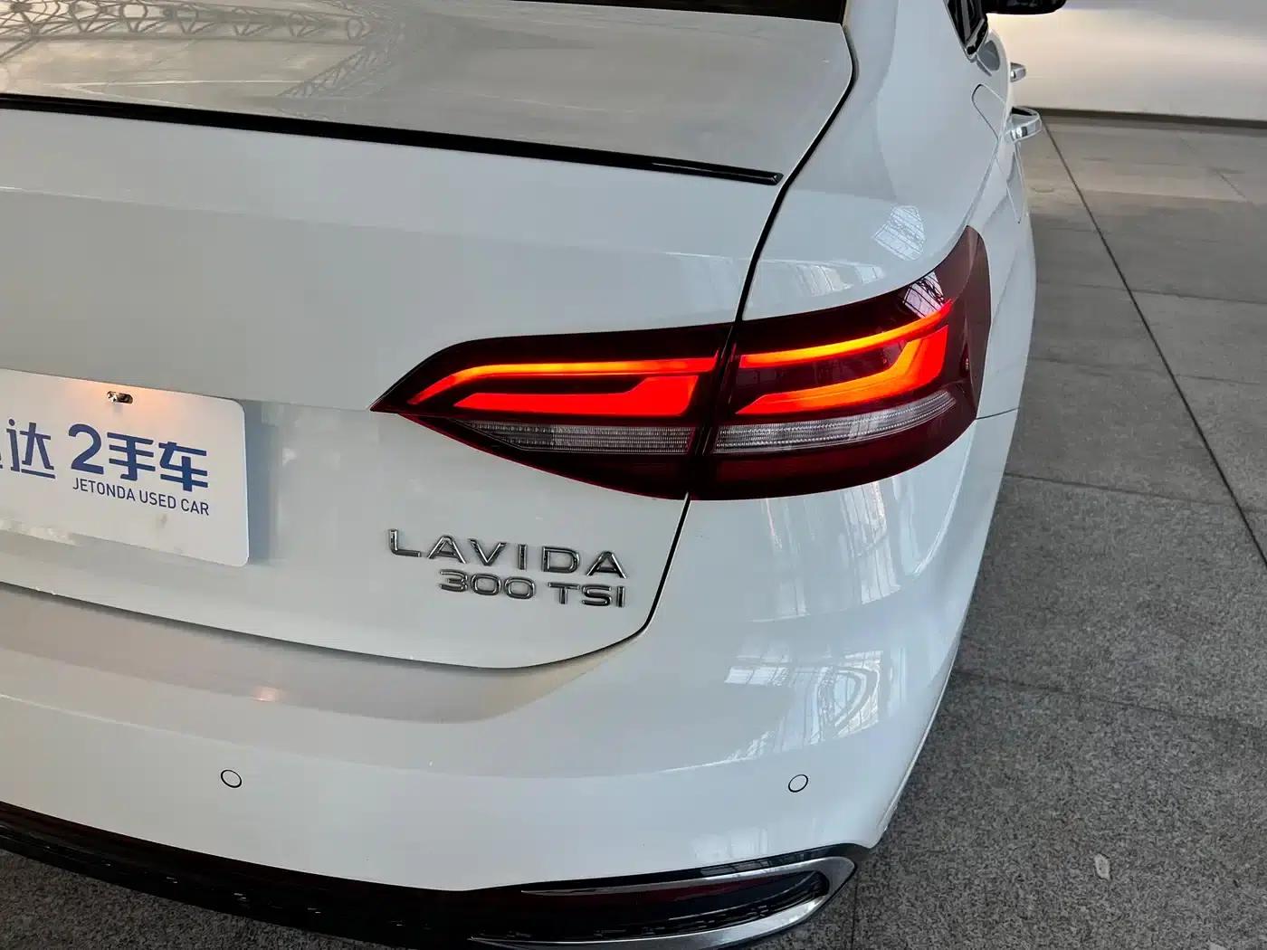 2023 Volkswagen Lavida 300TSI DSG Starry Sky Edition — миниатюра 9