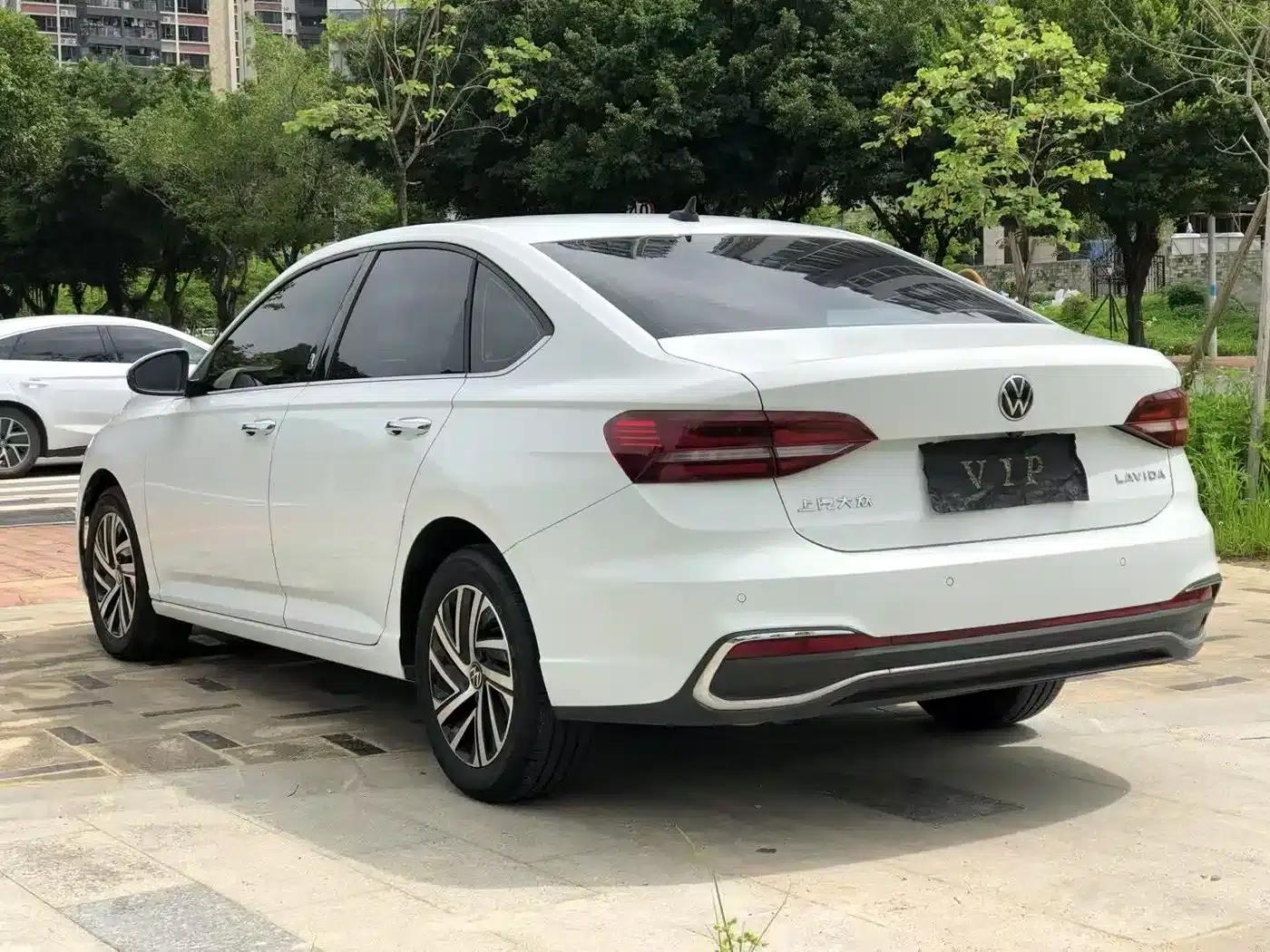 2023 Volkswagen Lavida 1.5L Automatic Starry Sky Five Million Edition — миниатюра 4