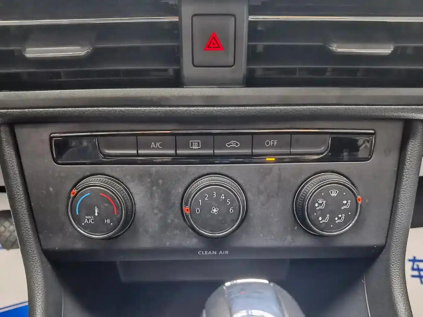 2021 Volkswagen Lavida 1.5L Automatic Vision Edition — миниатюра 12