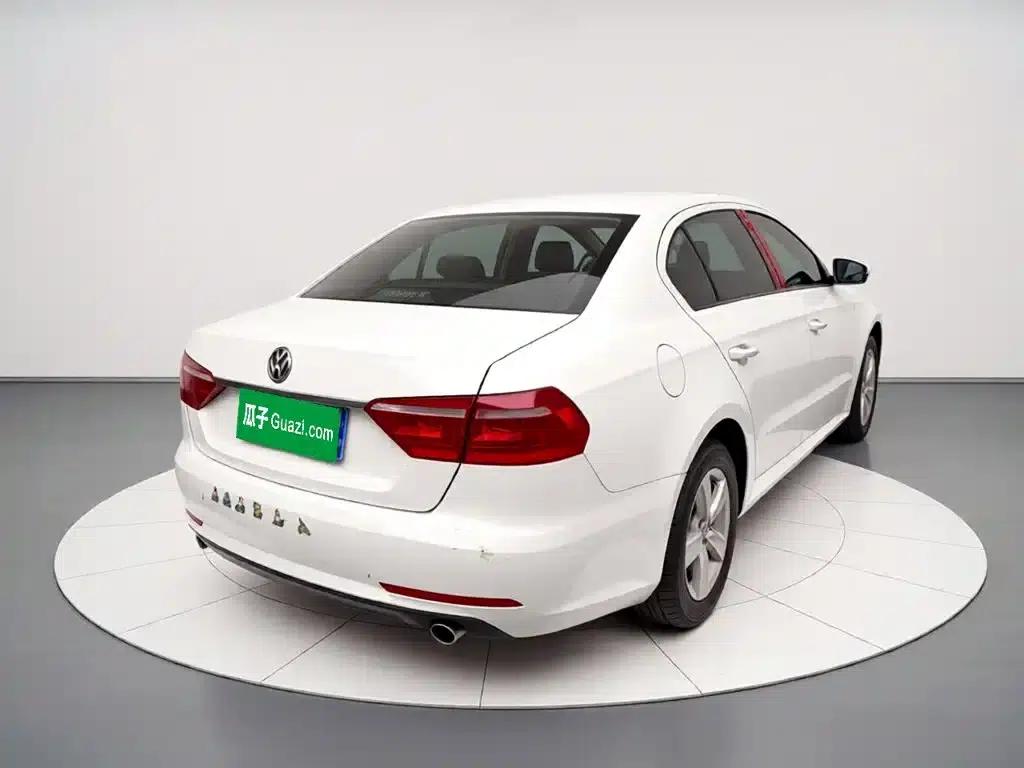 2013 Volkswagen Lavida Classic Facelift 1.6L Automatic Fashion Edition — миниатюра 6