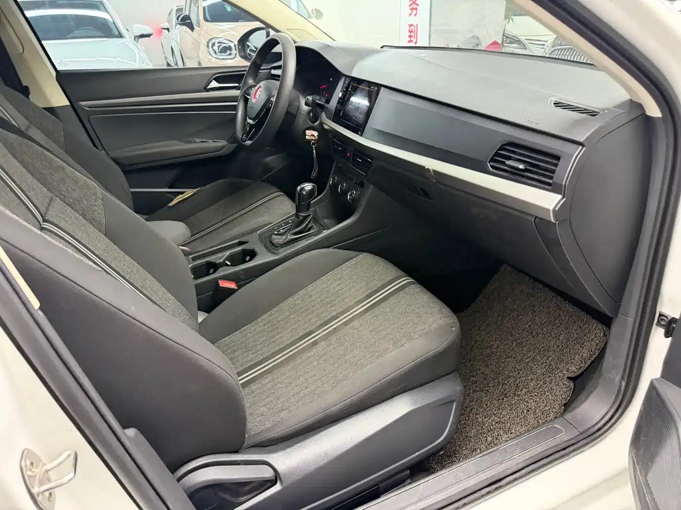 2021 Volkswagen Lavida 1.5L Automatic Fashion Edition — миниатюра 8
